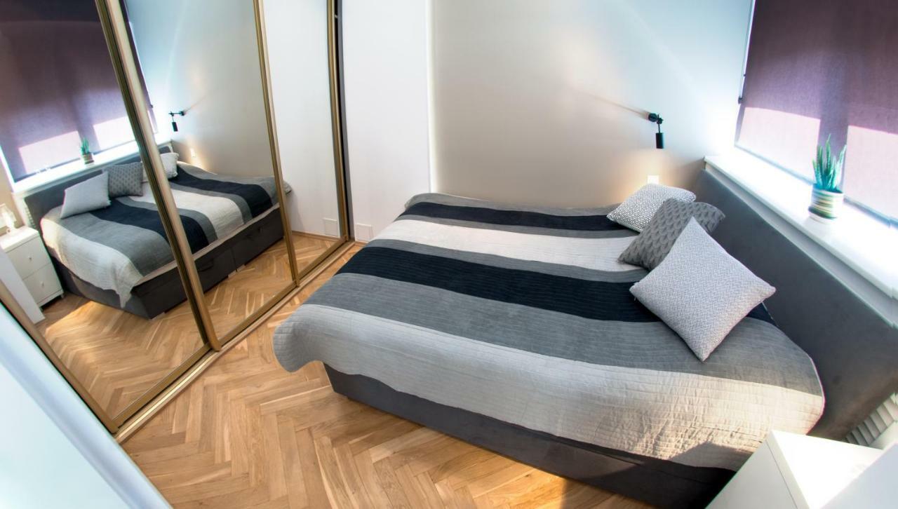 Old Town Grand Theatre Apartment Warsaw Luaran gambar